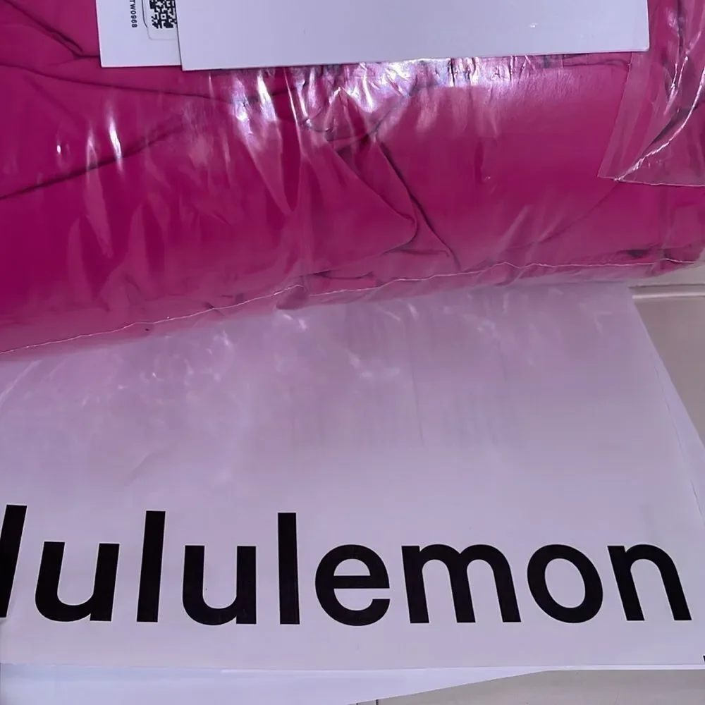 LULULEMON WUNDER Puff SUPER CROPPED vest SONIC PINK SIZE 4 perfect cute NWT - Picture 3 of 5